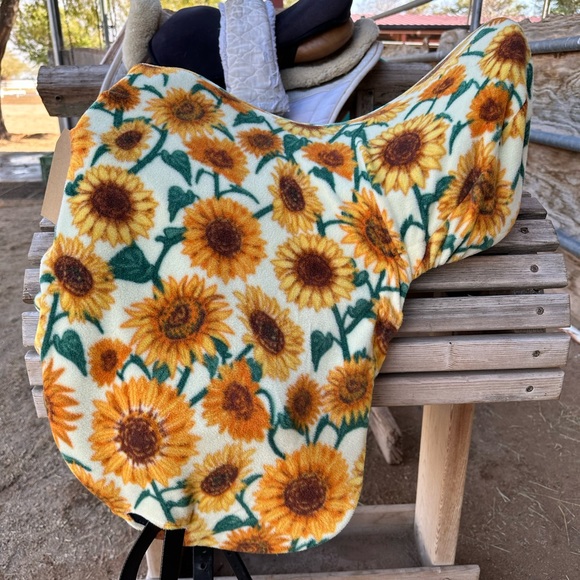 handmade Other - Sunflower saddle cover